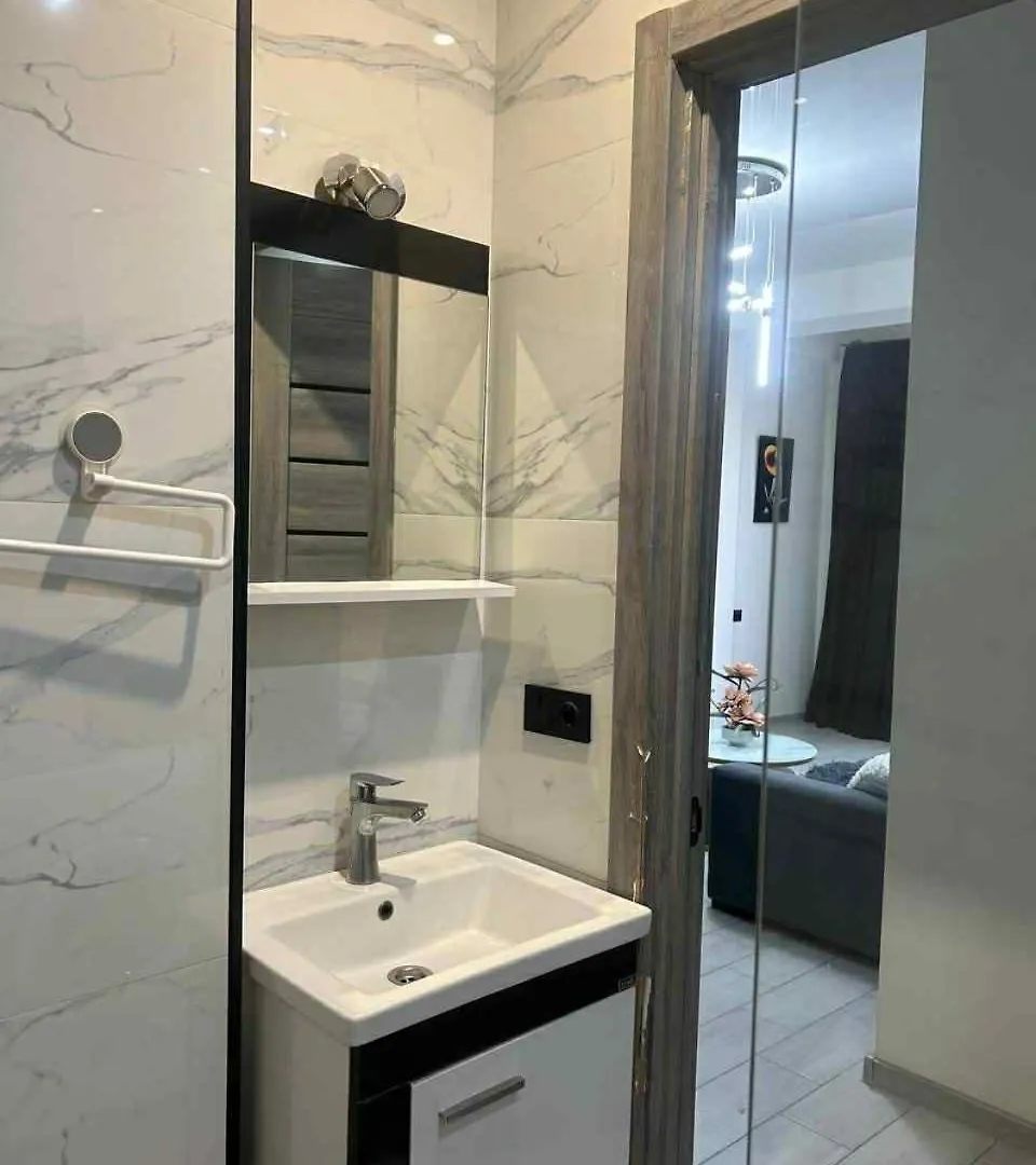 Comfy Apartment Near Metro Isani Tbilisi