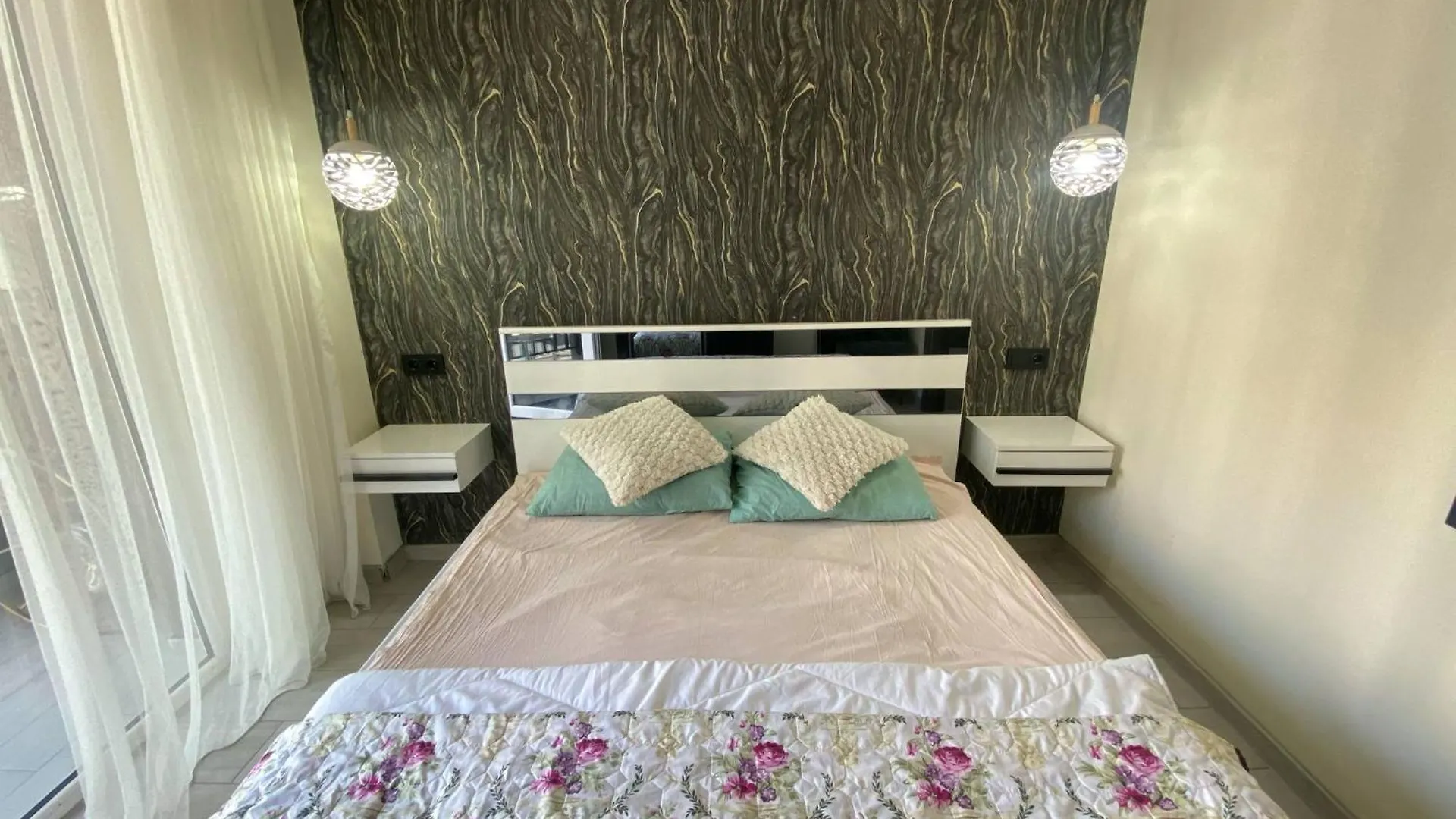 Comfy Apartment Near Metro Isani Tbilisi 0*,  Georgien