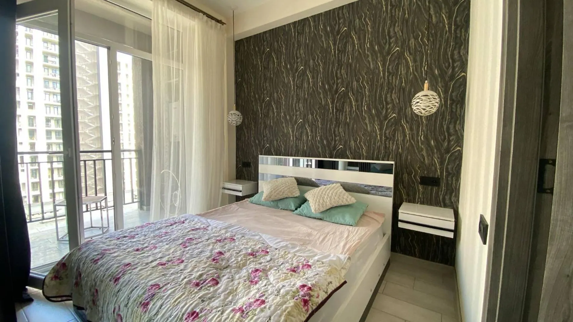 Comfy Apartment Near Metro Isani Tbilisi